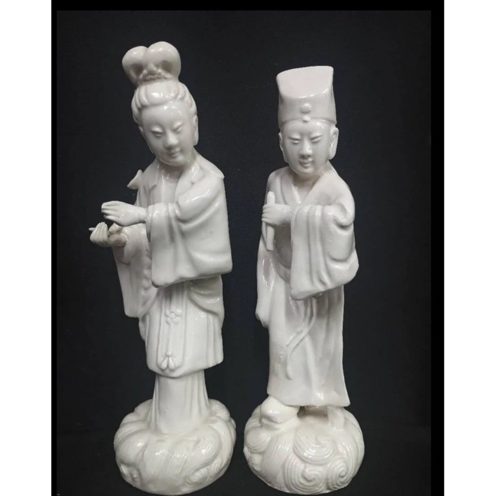 Vintage Chinese Pair Guanyin Blanc de Chine Porcelain Statues